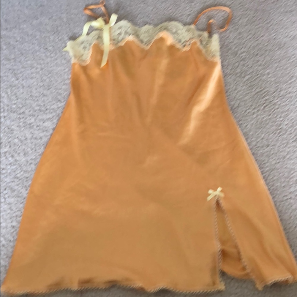 Yellow flirty and comfortable nightgown